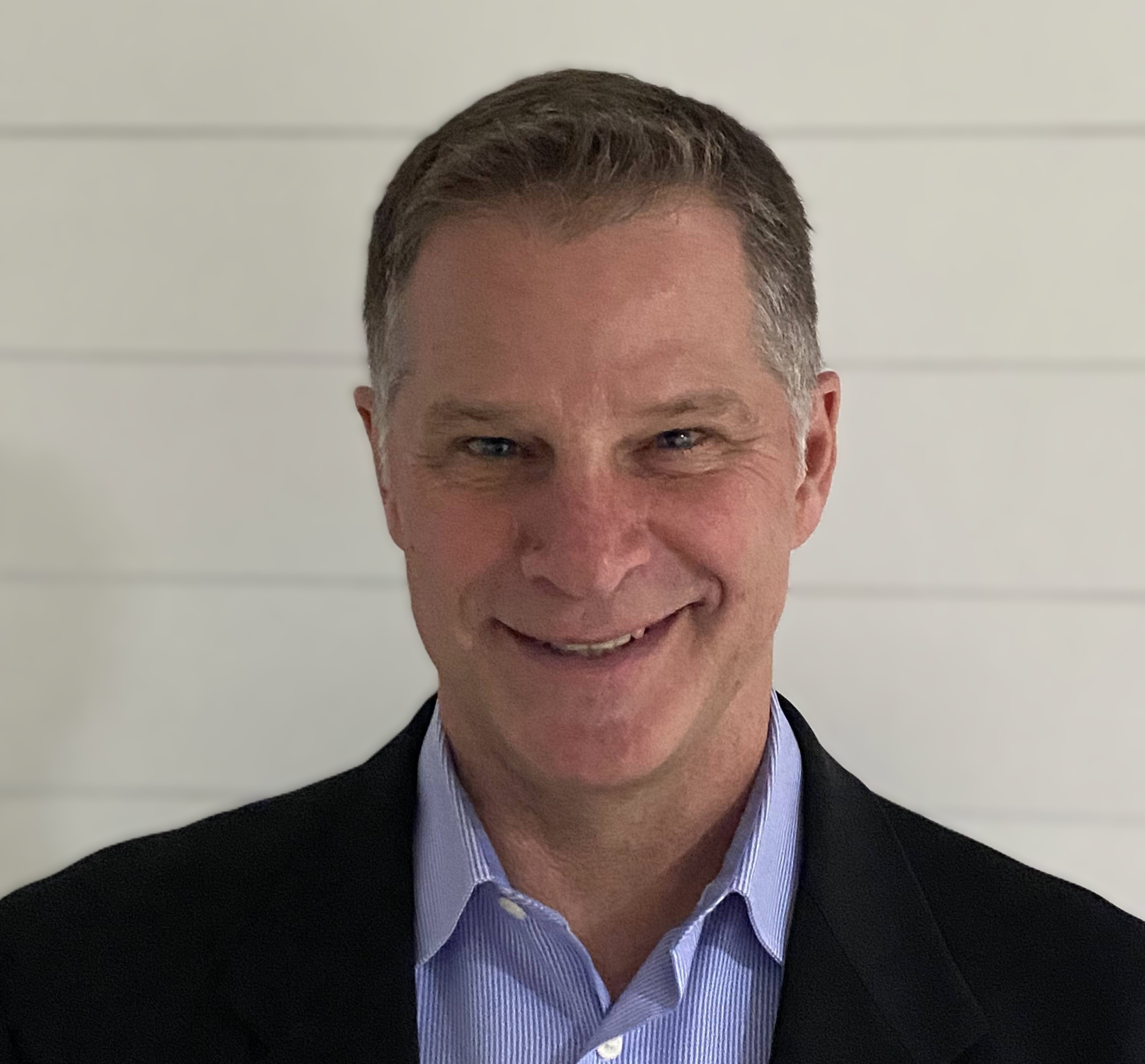 Headshot of Ken Reisch, Sales Director